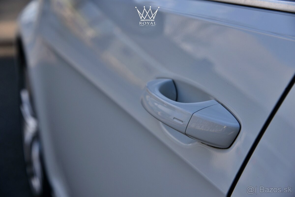 Volkswagen Golf Variant 2.0TDI Highline WEBASTO DYNAUDIO - 9