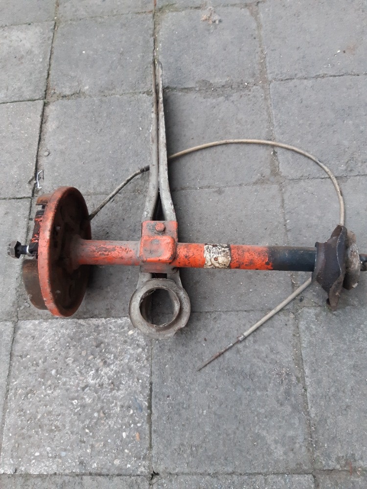 Škoda 100 -130 převod ,náprava aj .. - 9