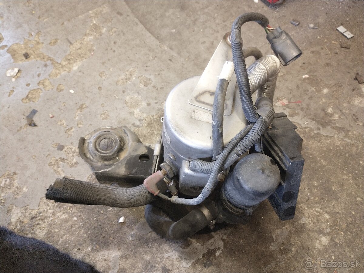 Rozpredam volvo xc90 136kw d5 rok 2006 - 9