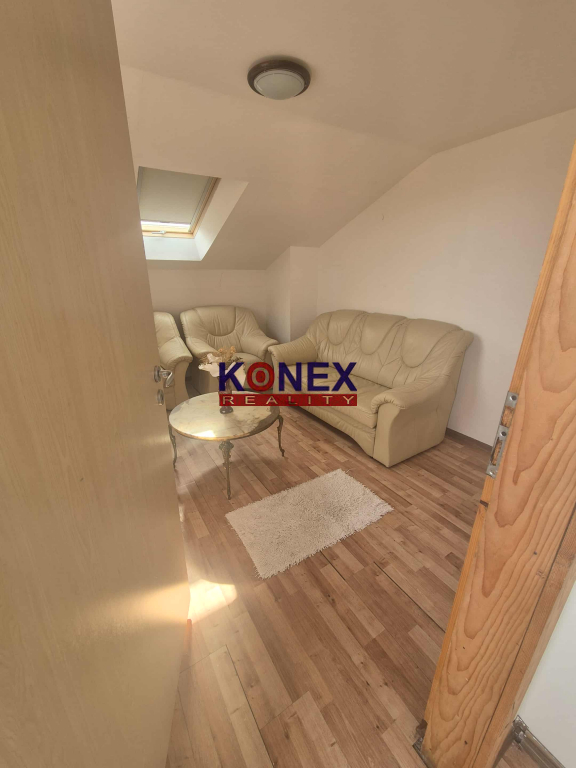 NA PREDAJ Rodinný dom v meste KRÁĽOVSKÝ CHLMEC - 9