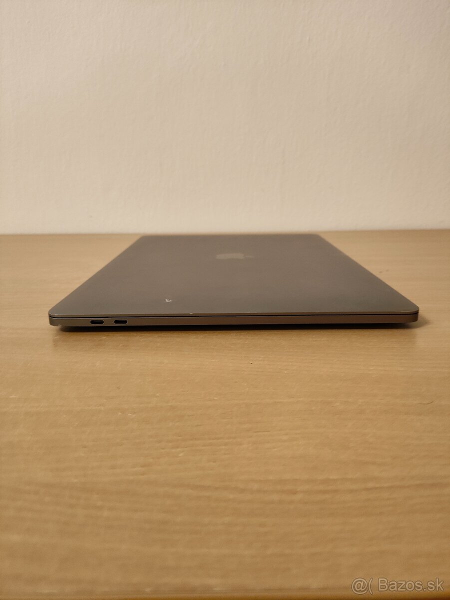 MacBook Pro 15 2017 i7 16GB 512GB - 9