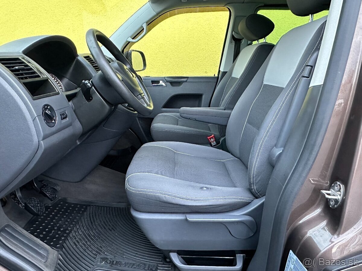 Volkswagen Multivan MULTIVAN 2.0TDI/103kW / 7.Míst r.v.2009 - 9