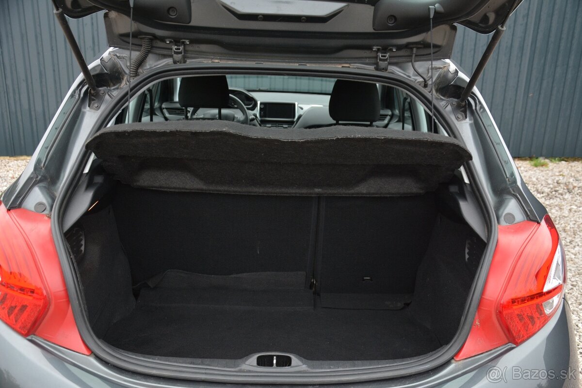 Peugeot 208 1.40 HDi Allure 1.Majitel, Slovák, Servisná knih - 9