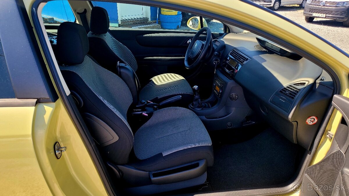 Citroën C4 Coupé 1.6i 16V Plus - 9