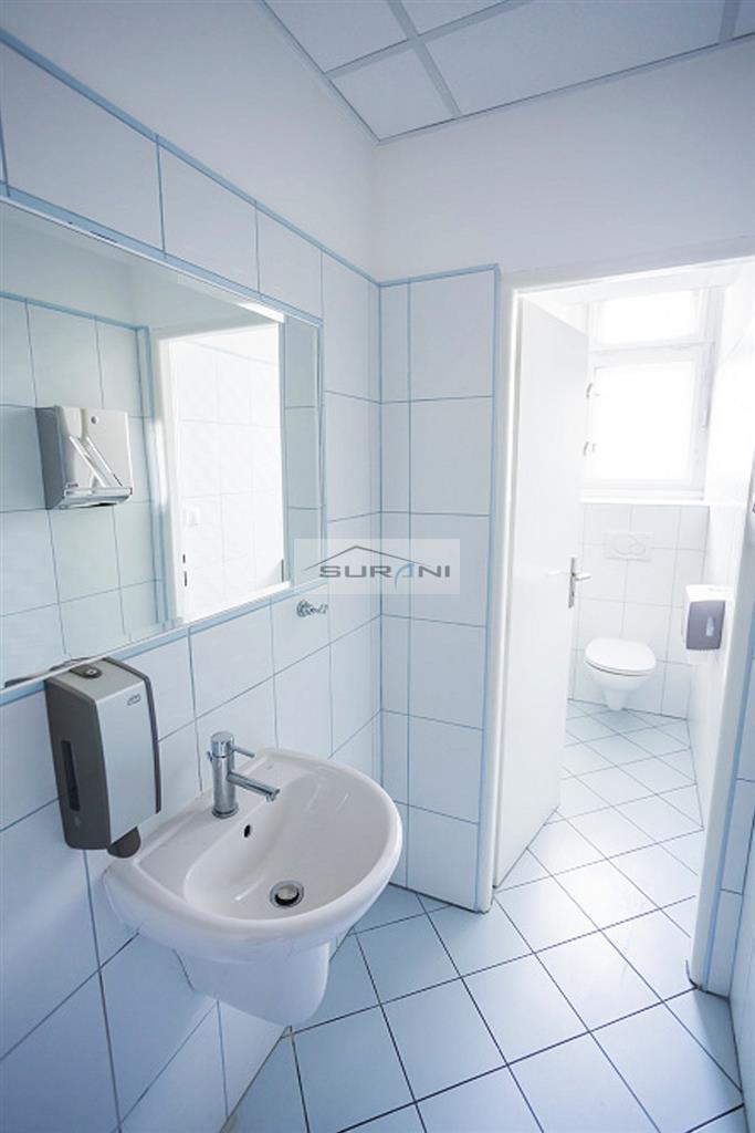 Bez Provízie RK. Voľné Kancelárie v budove na Námestí SNP. - 9