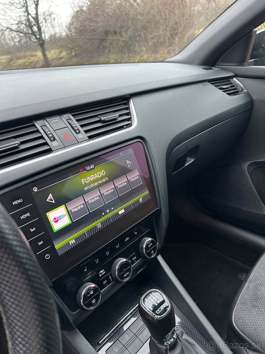 Škoda Octavia Combi 2.0 TSI 245k RS, manuál - 9