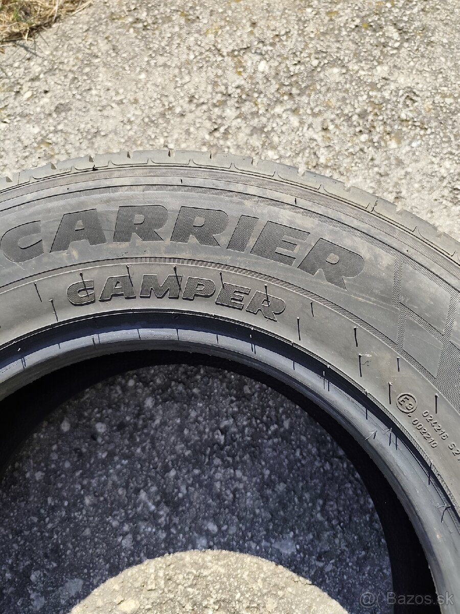 215/70R15C Pirelli letná - 9