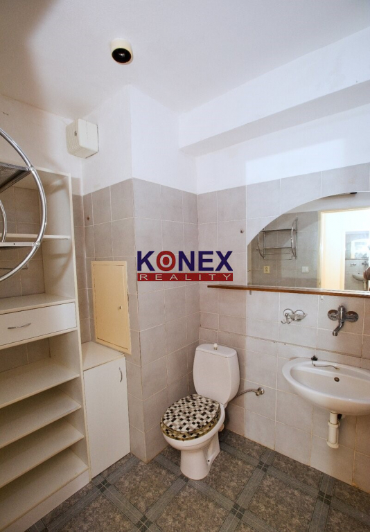 NA PREDAJ 2-izbový byt na Palárikovej ul. v Snine - 9