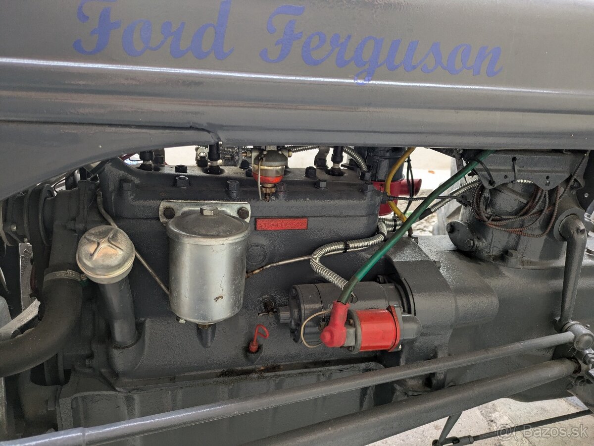 Ford Ferguson 8n - 9