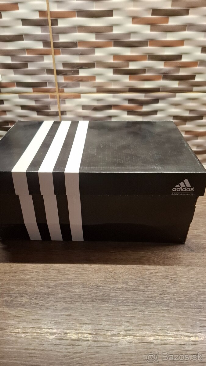 Adidas Predator - 9