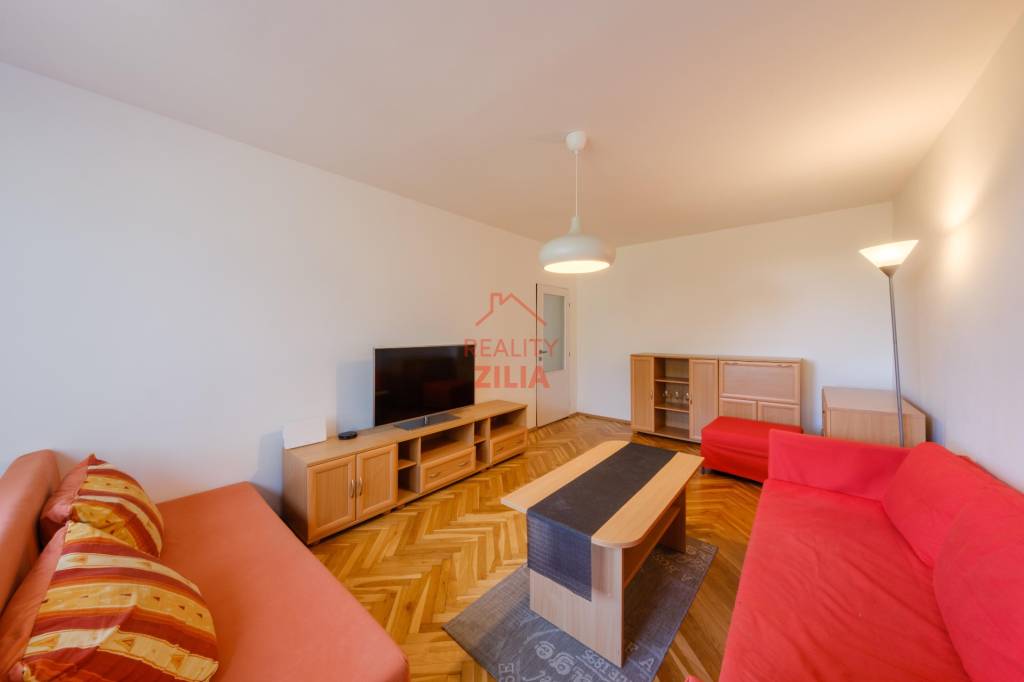 Predaj priestranného 2i. bytu v obľúbenej lokalite Chrenová– - 9