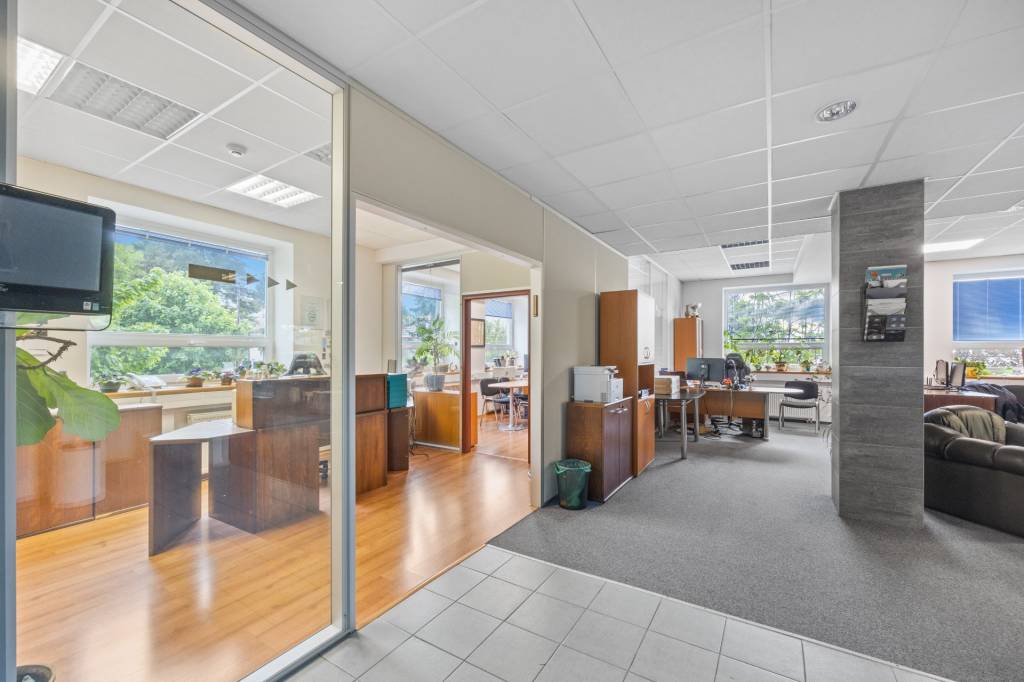 BabonyTRE I AKTUÁLNE_PREDAJ_FUNKČNÁ budova blízko Horského p - 9