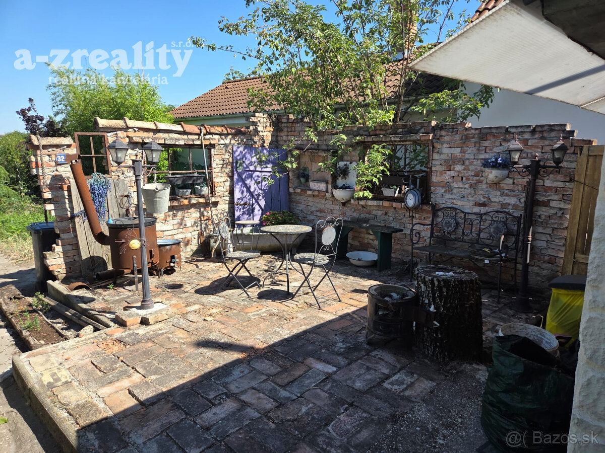 Zrekonštruovaný rodinný dom v tichom raji v Okoličnej na Ost - 9