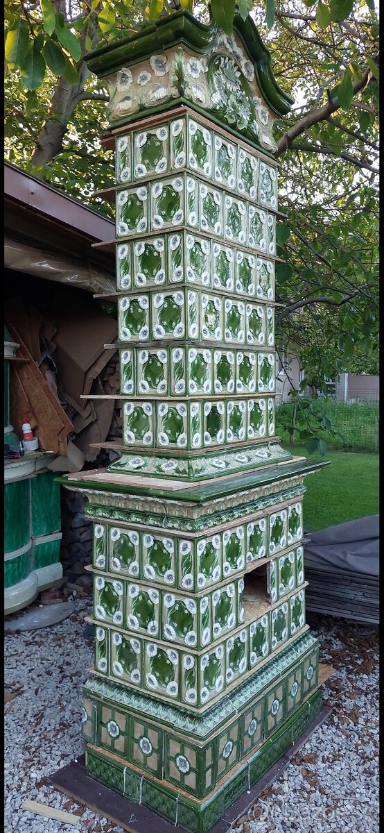 Kachlova pec starožitná - 9