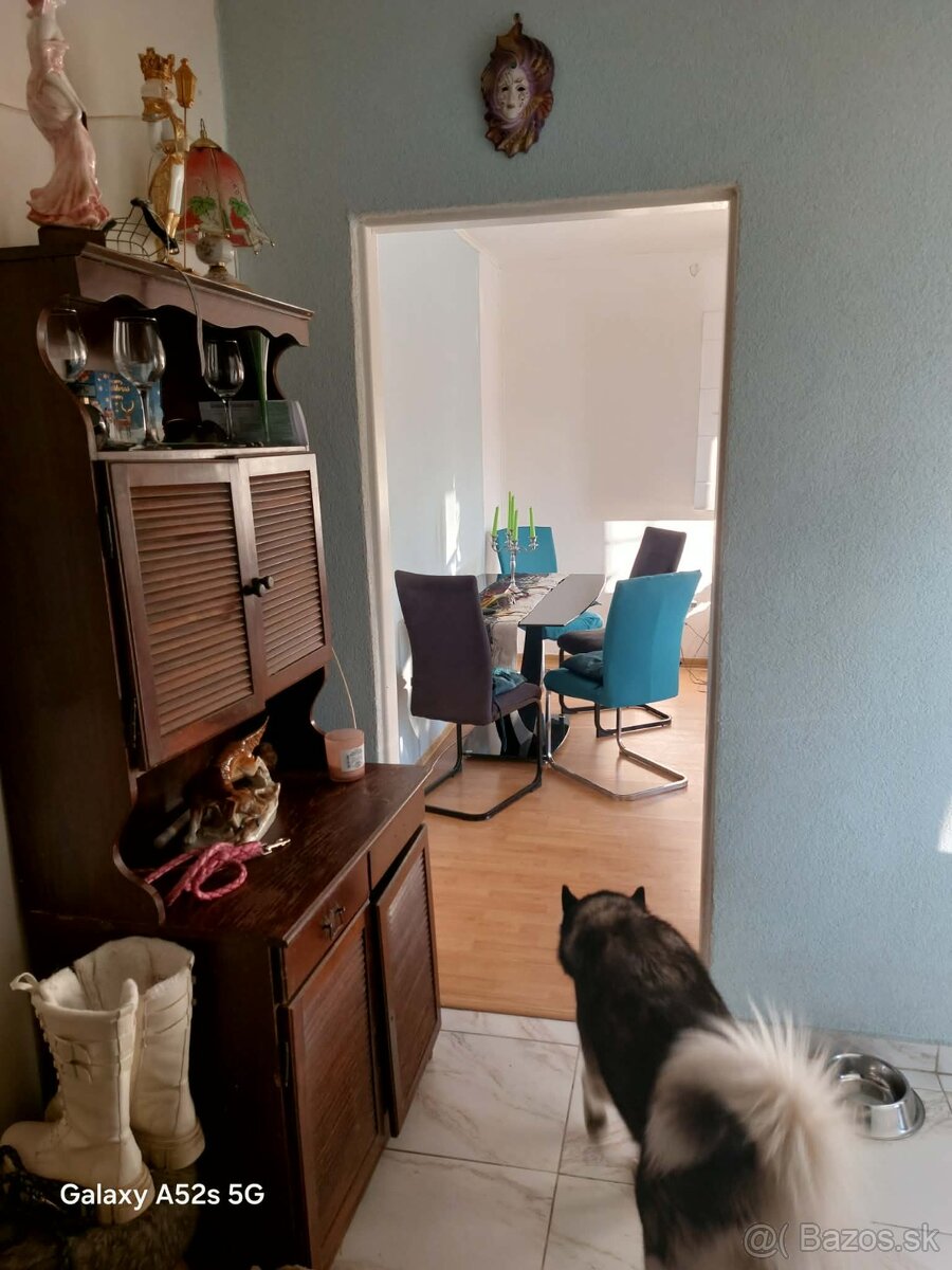 priestranný 2-izbový byt - 9