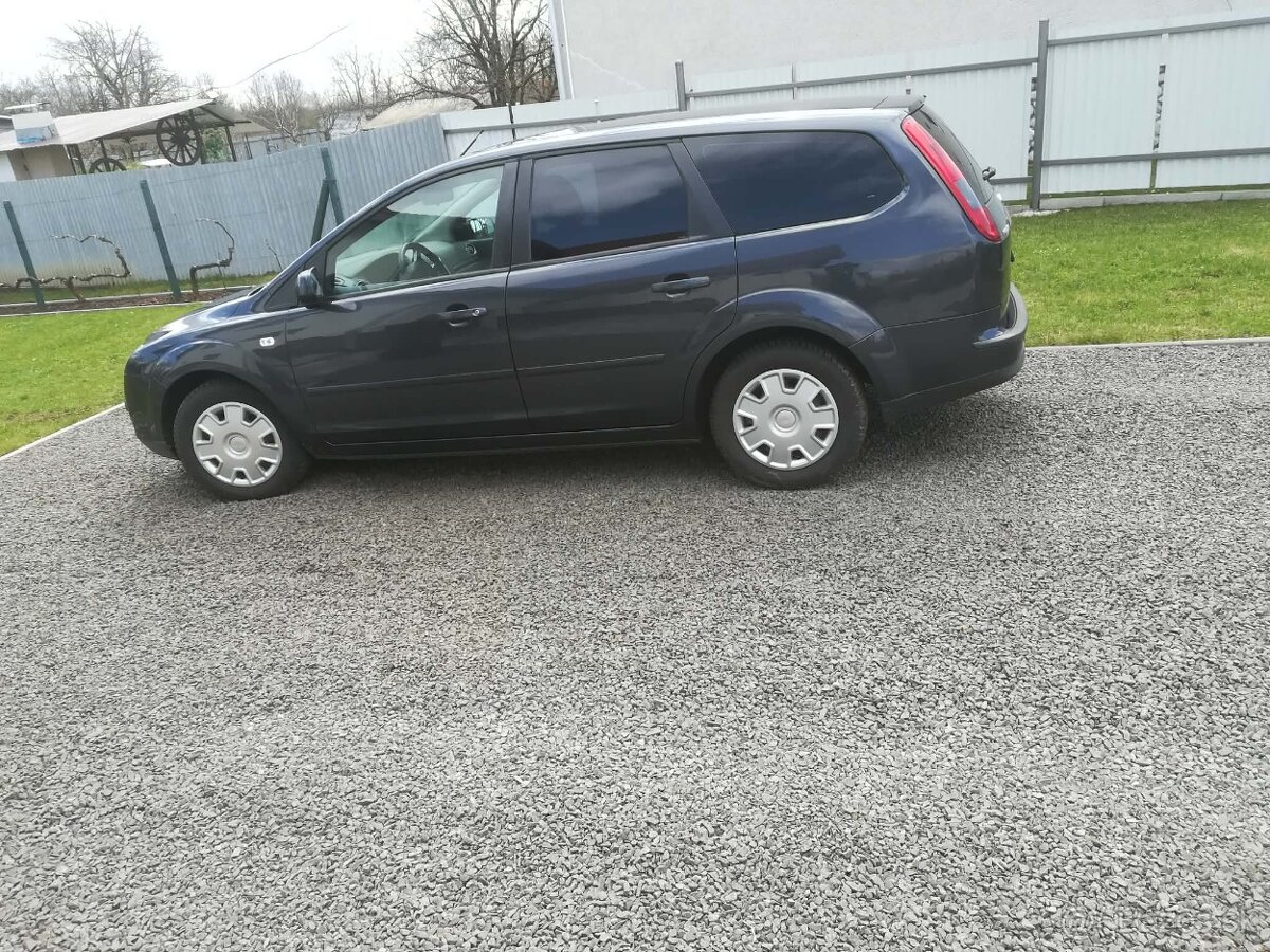 ford focus combi 1.6 tdci - 9