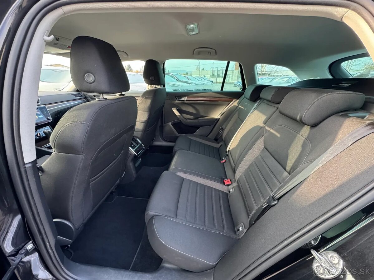 Škoda Superb 2.0 TDI Scout 4x4 - 9