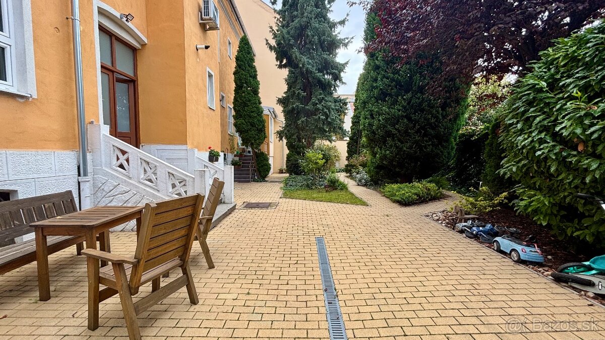 Krásny byt 89 m2 s átriom v Starom Meste, BA - 9