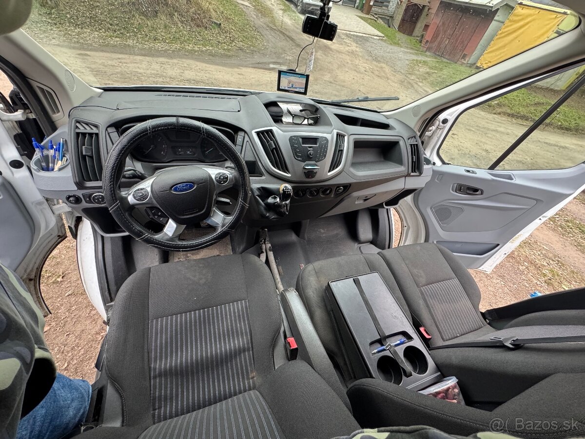 Ford Transit - 9