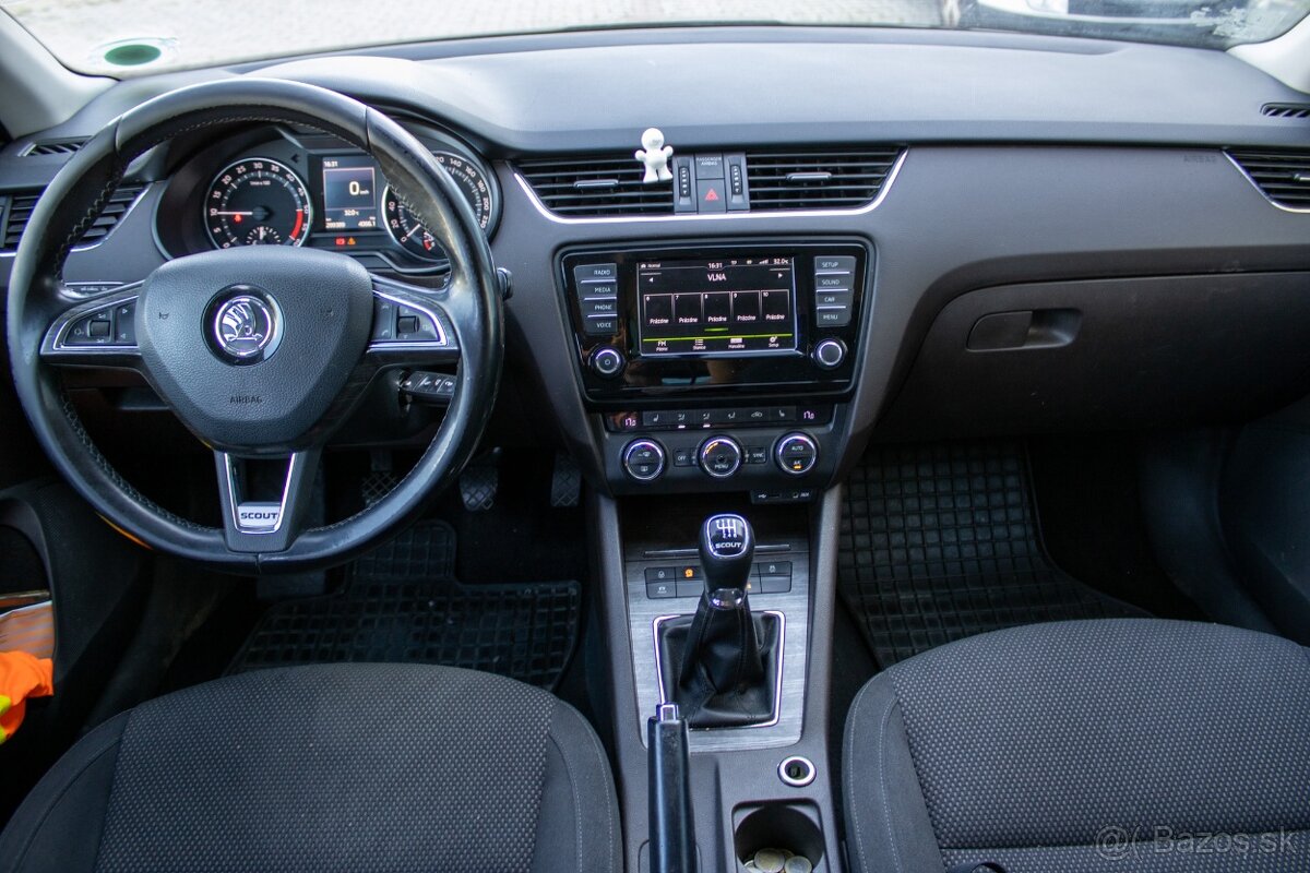 Škoda Octavia Combi Scout - 9