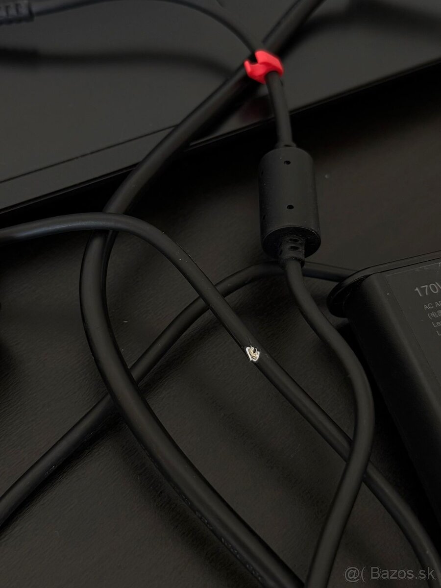 Predám herný notebook Lenovo IdeaPad Gaming 3 - 9