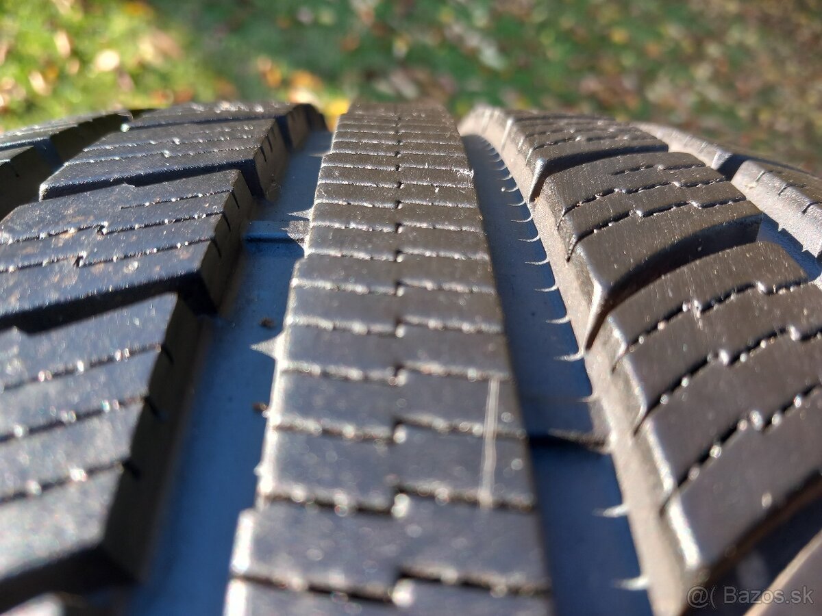 195/50 r15 celoročne pneumatiky - 9