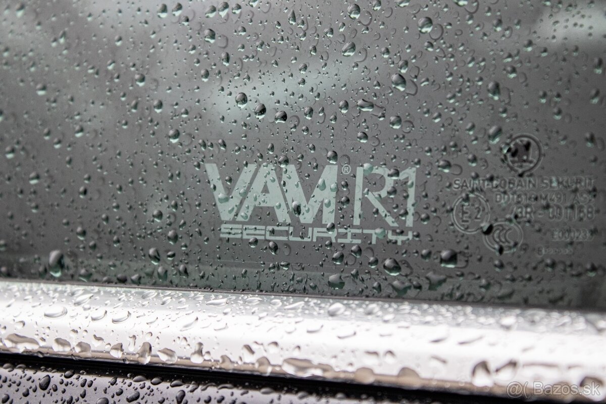 Škoda Superb Combi 2.0 TDI, 110kw, A7 - 9