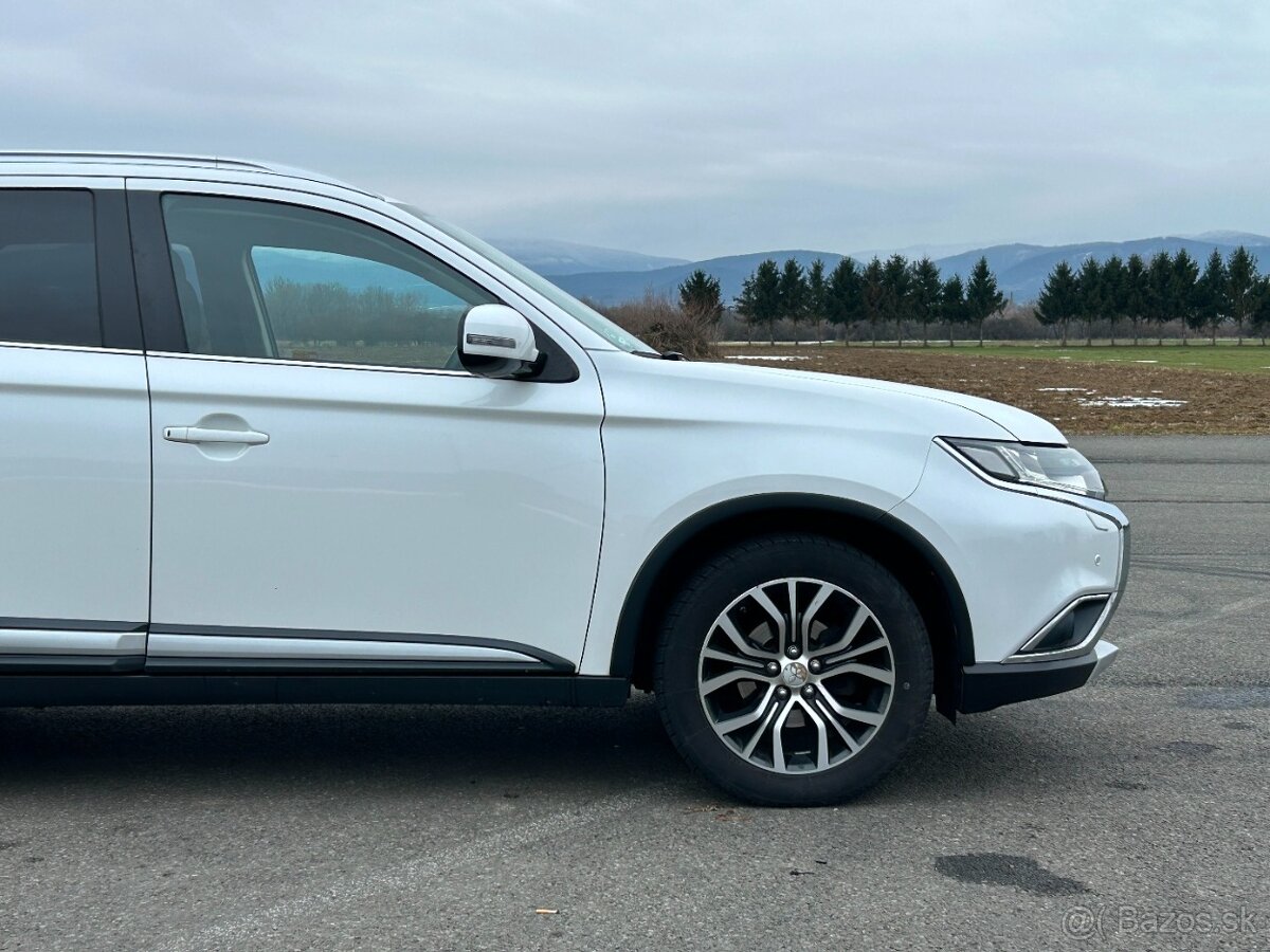 Mitsubishi Outlander 2.2 diesel, 4x4, 7 miest - 9