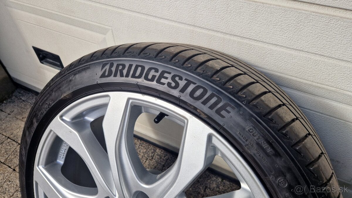 245/45 R19 alu disky VW. Audi 5x112, 8,5Jx19 ET 28, - 9