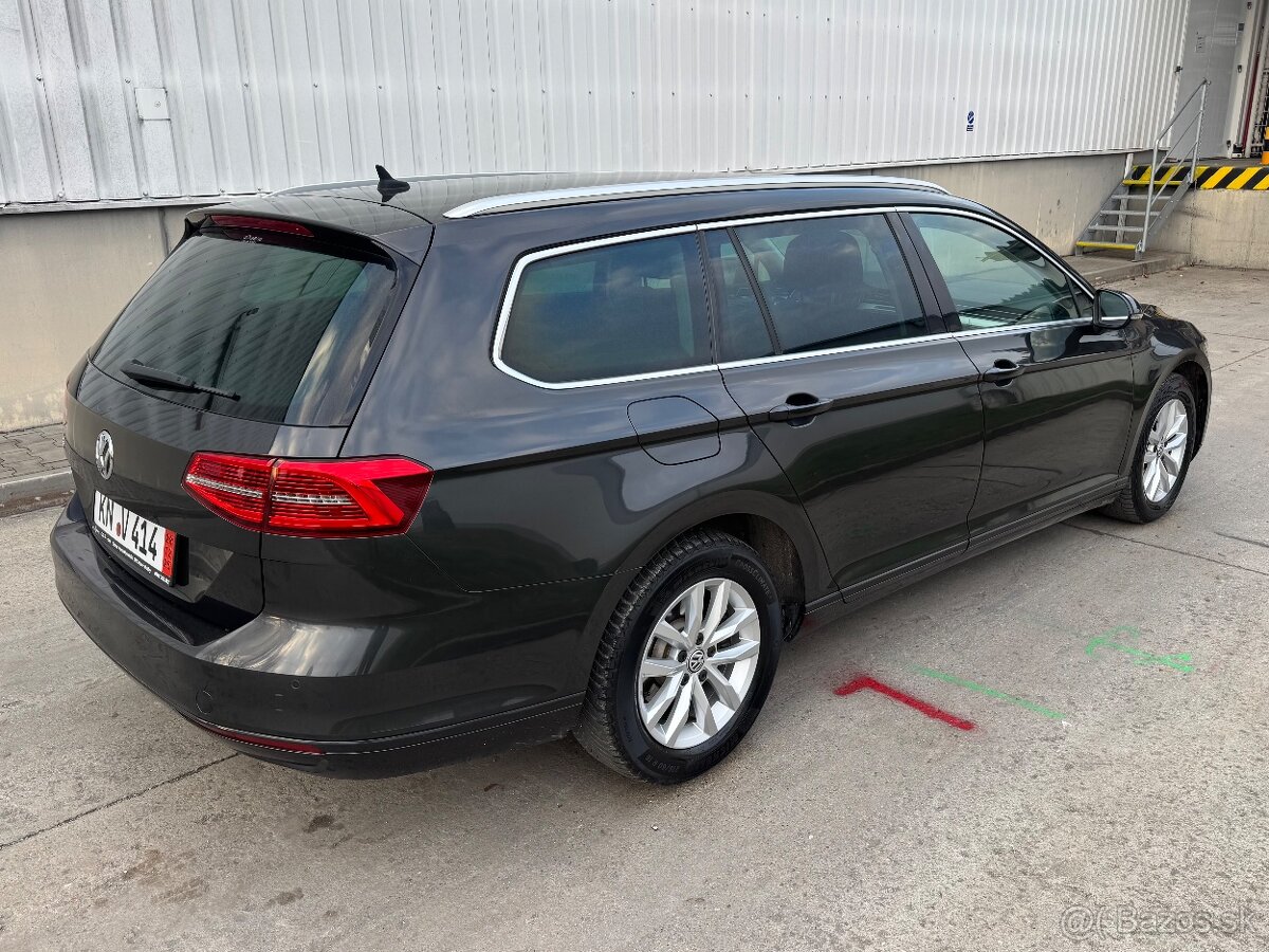 Volkswagen Passat 2.0 TDI 110kw ACC - 9