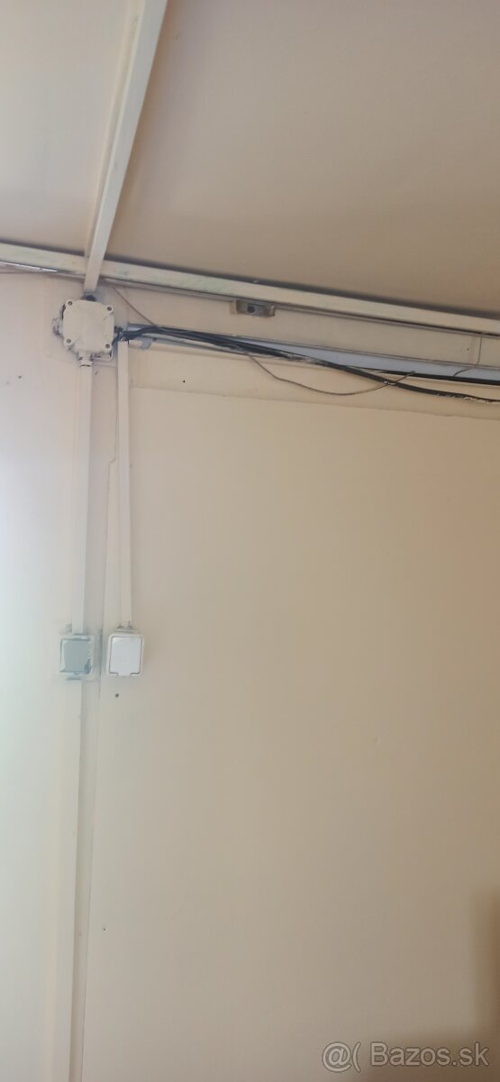 Predám unibunku ihneď obyvatelnu - 9