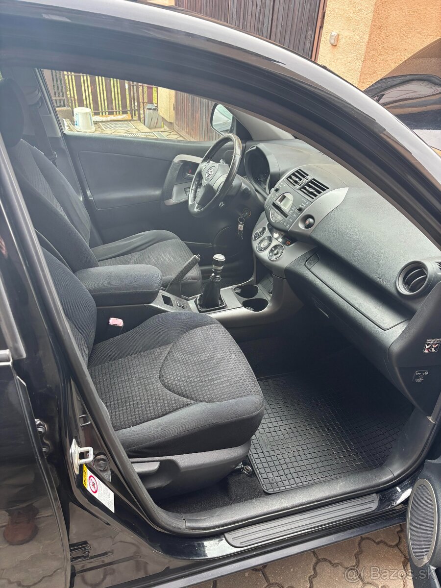 Toyota Rav4 2.2 130kw - 9