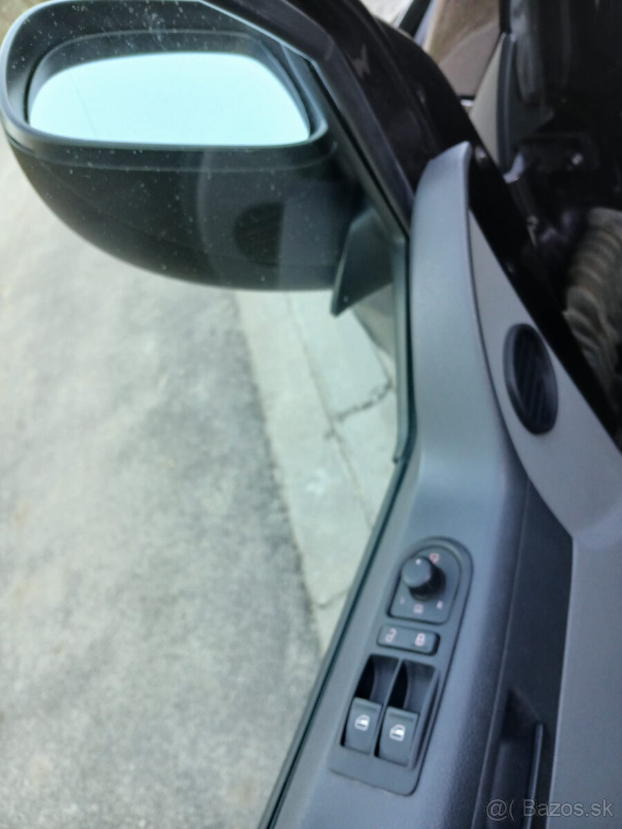 VW CARAVELLE T5.1,8míst,161tkm,CEBIA,AC,TZ,1.maj,DPH - 9