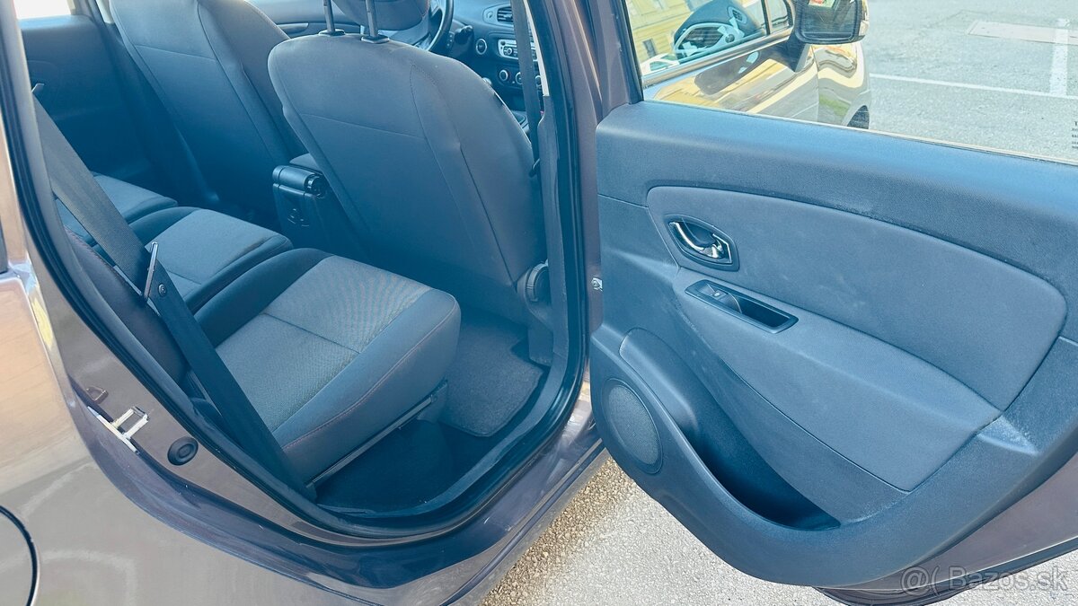 Renault Scenic 1.6 benzin X-mod - 9