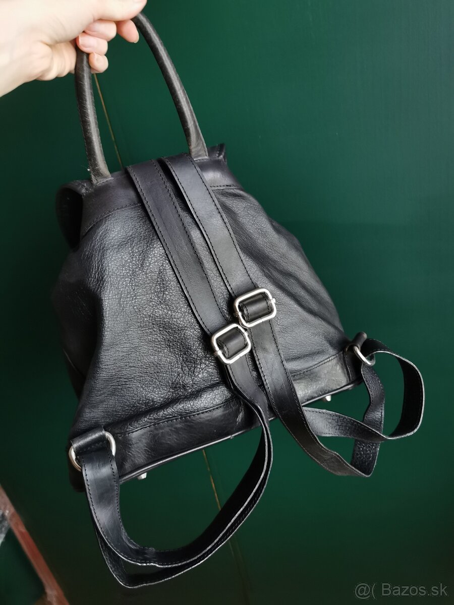 Kožený ruksak čierny taliansky - 9