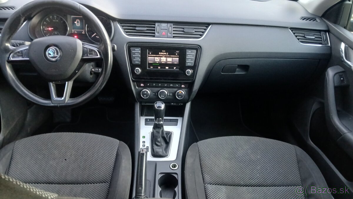 Škoda Octavia III 2.0 TDI DSG - 9