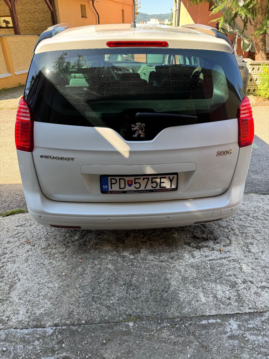 Peugeot 5008 - 9