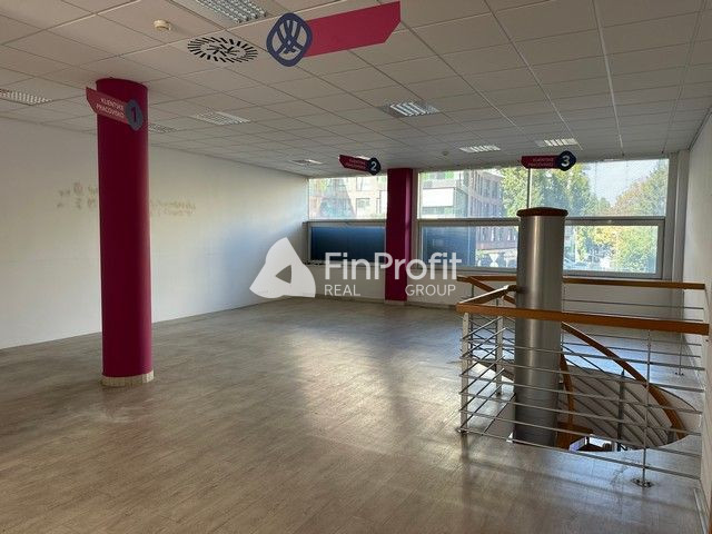 Reprezentatívny obchodno-administratívny priestor na prenájo - 9