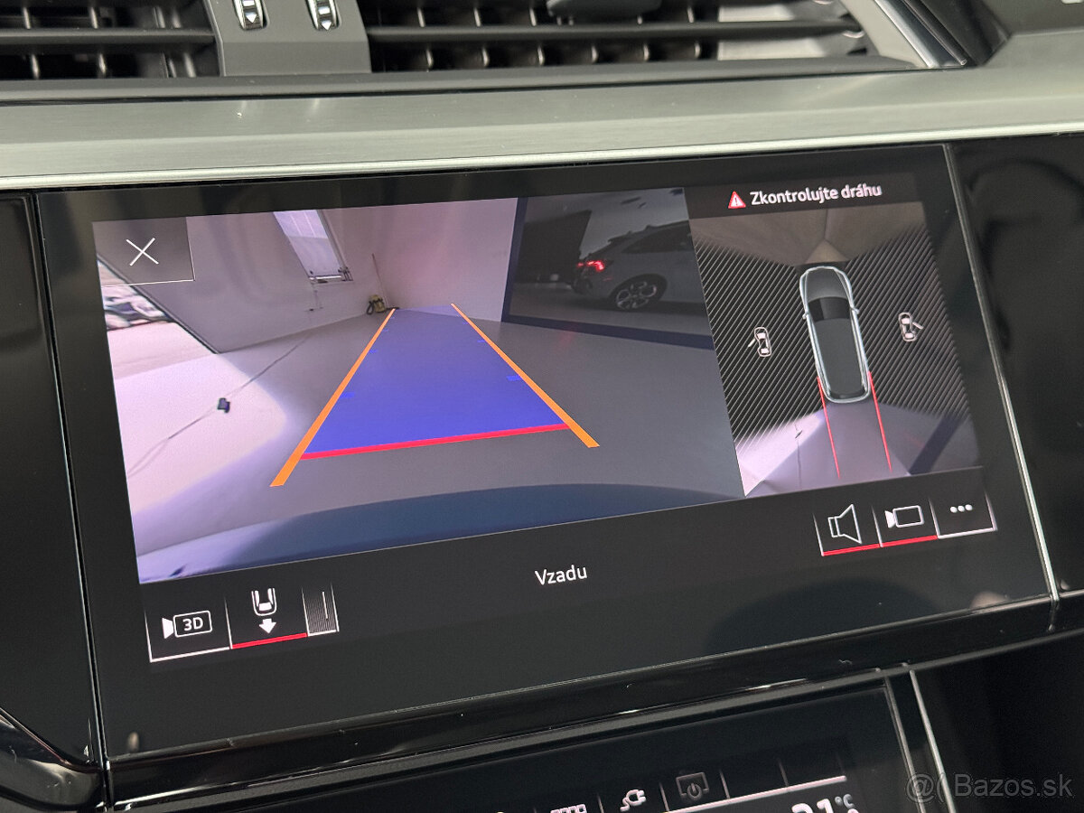 Audi e-tron 55 300KW S-Line Panorama - 9