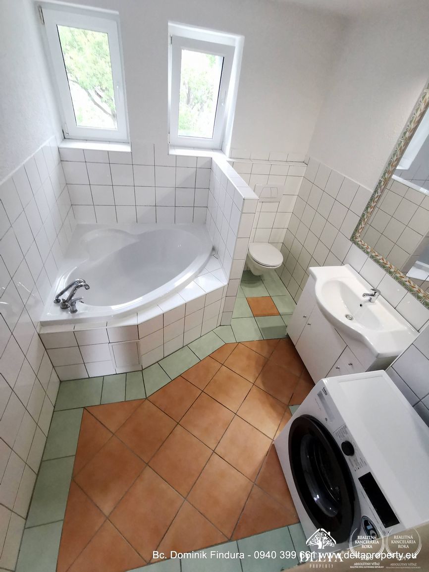 DELTA - Zrekonštruovaný a dispozične zmenený 2-izbový byt s - 9