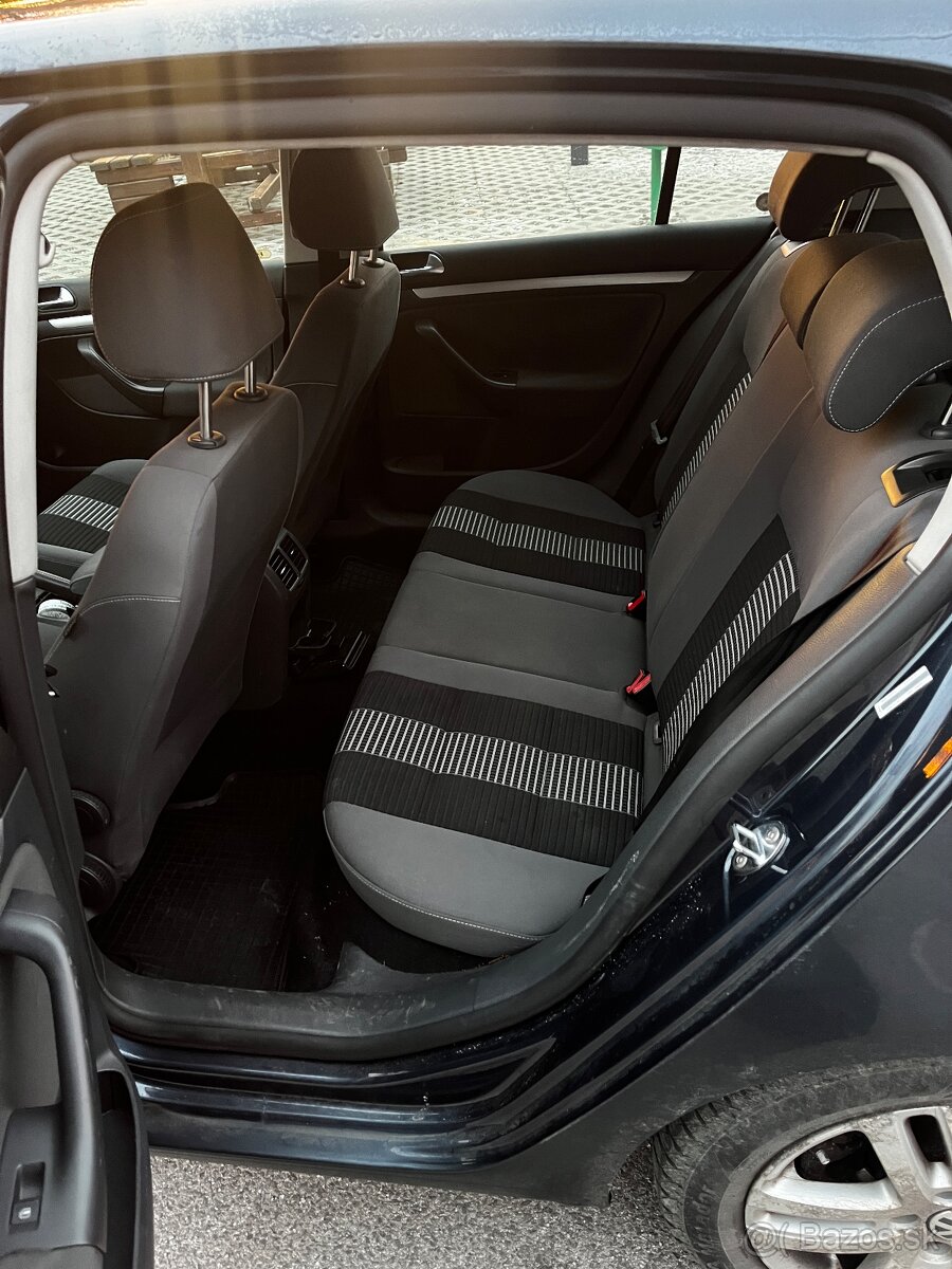 Predám Volkswagen golf 5 1.6 - 9