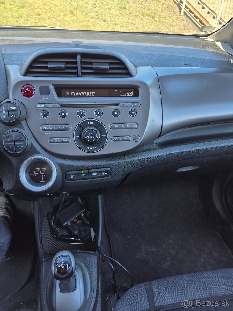 Honda JAZZ 1,4i automat - 73kW - 9