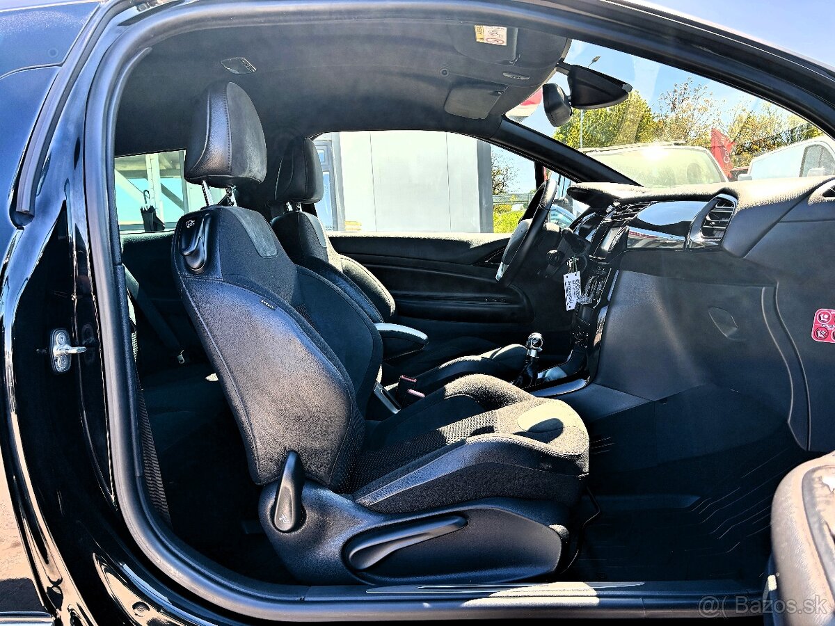 Citroën DS3 1.6 HDi SPORT CHIC 68kW - 9
