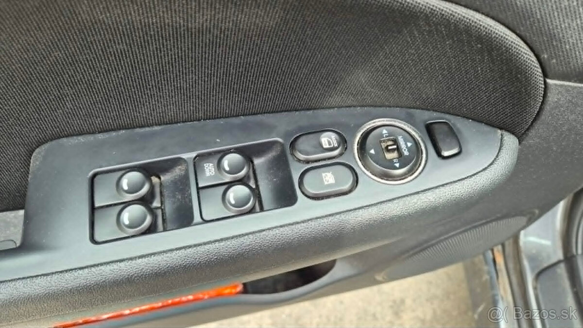 Hyundai I30 1,4i 80,20kw, kód: G4FA - 9