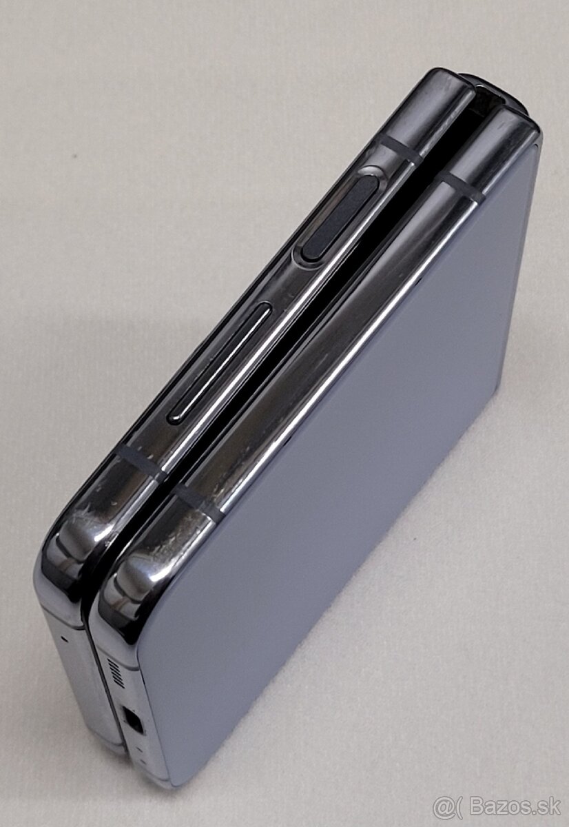 Samsung Galaxy Z Flip 4 - 256Gb - 9
