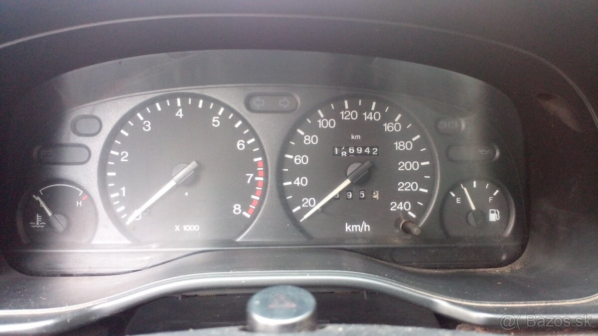 Mondeo MK 1 2 2,0 16 V - 9