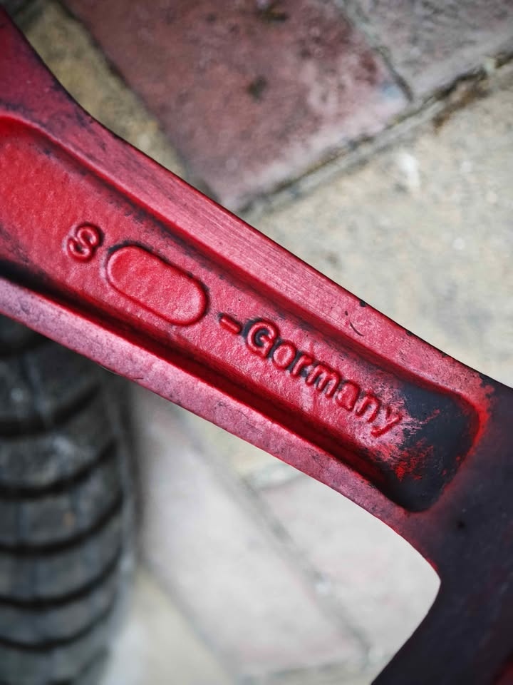 Elektróny 5x120 R17 8J ET15 - 9