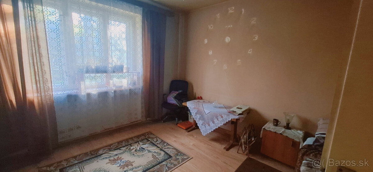 Predáme rodinný dom v Zliechove - 9