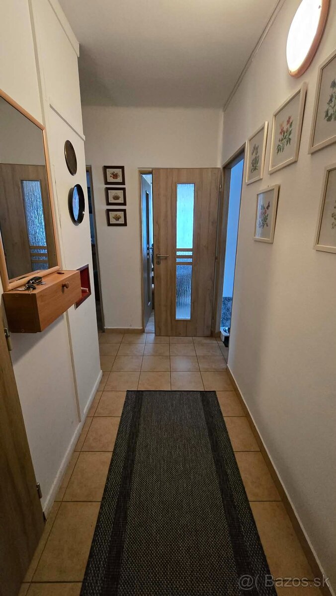 Priestranný 4izbový byt v širšom centre mesta - 9