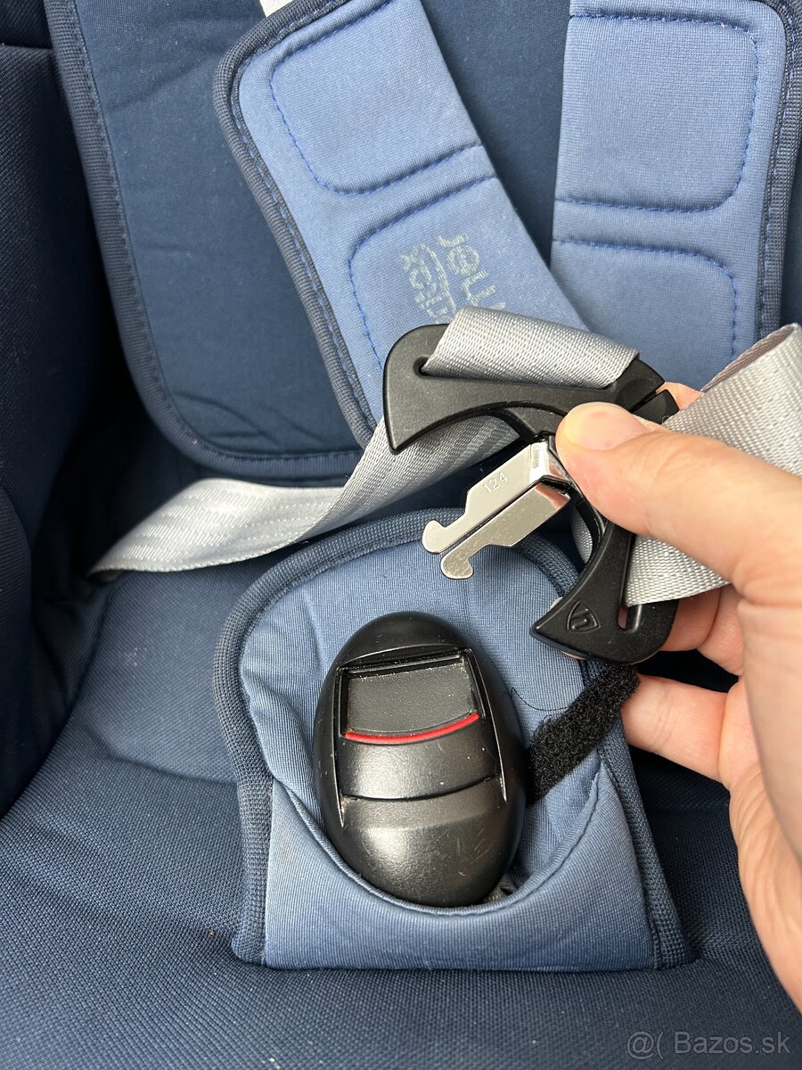 BRITAX Autosedačka Dualfix i-Size, Indigo Blue, 40-105cm - 9